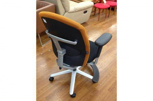 浦和3店舗新入荷の中古家具