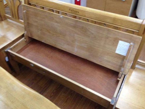 浦和3店舗新入荷の中古家具