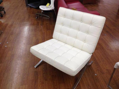 浦和3店舗新入荷の中古家具