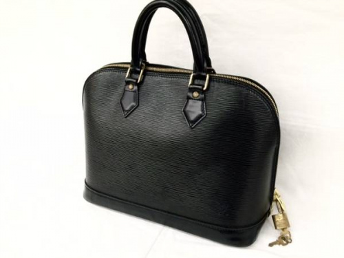 バッグのルイヴィトン（LOUIS VUITTON）