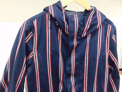 メンズファッションのパーカー