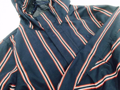 パーカーのFRED PERRY