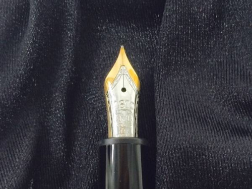 万年筆のMONTBLANC