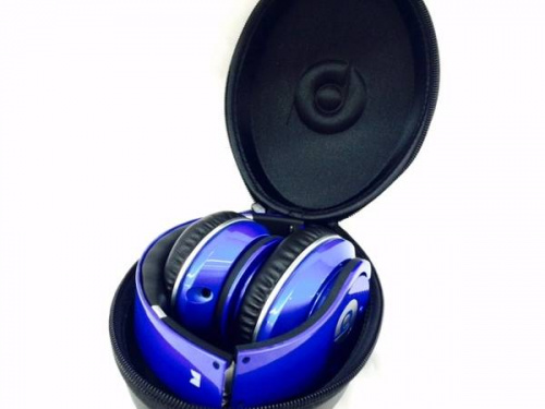 ヘッドホンのMONSTER