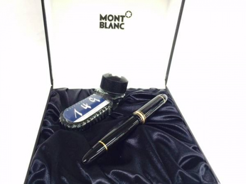万年筆のMONTBLANC