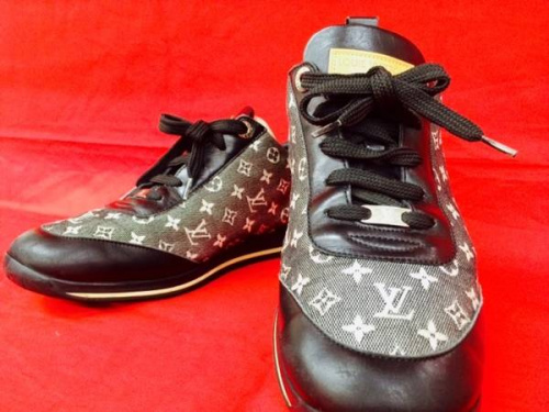 ブランド・ラグジュアリーの靴