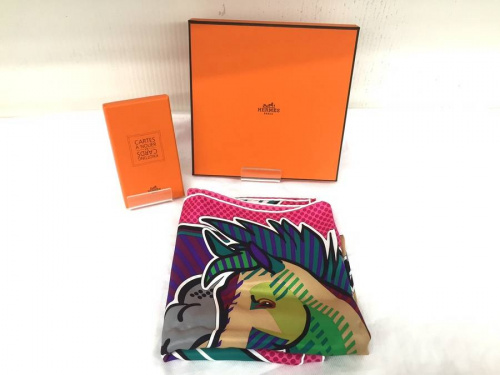 スカーフのHERMES