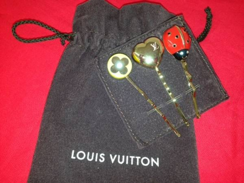 レディースファッションのヘアピン