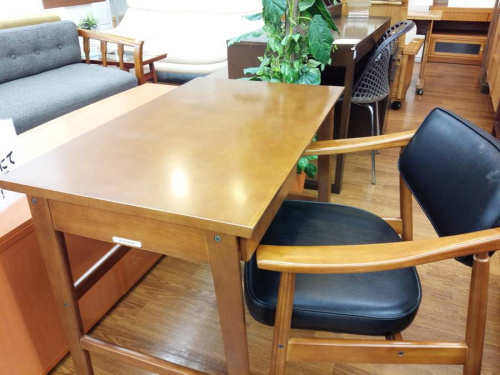 家具・インテリアのkarimoku