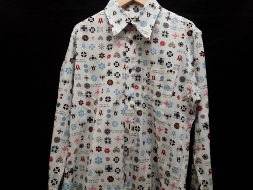 バーバリー(BURBERRY)のシャツ