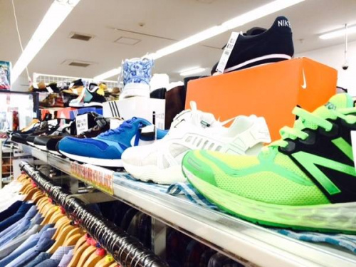 ニューバランス(new balance)の南浦和ファッション