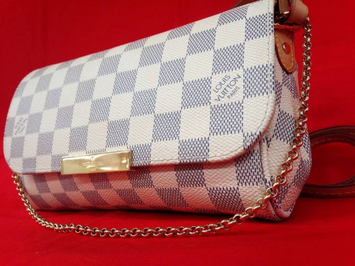 ブランド・ラグジュアリーのルイヴィトン（LOUIS VUITTON）