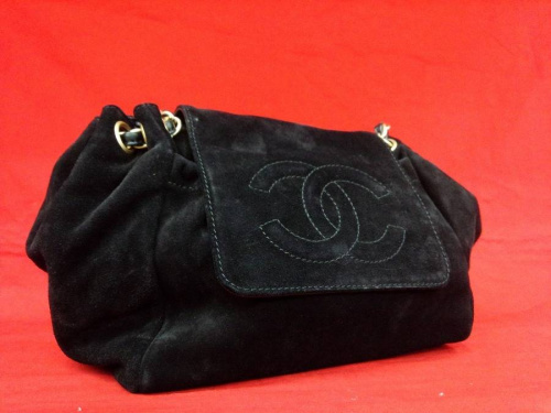 バッグのCHANEL