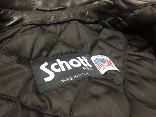 レザーのSHCOTT