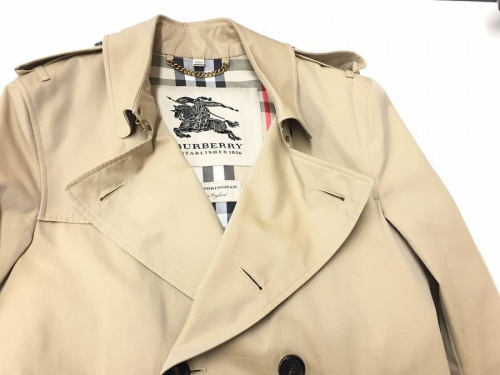 コートのバーバリー(BURBERRY)