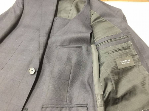 スーツのバーバリー(BURBERRY)