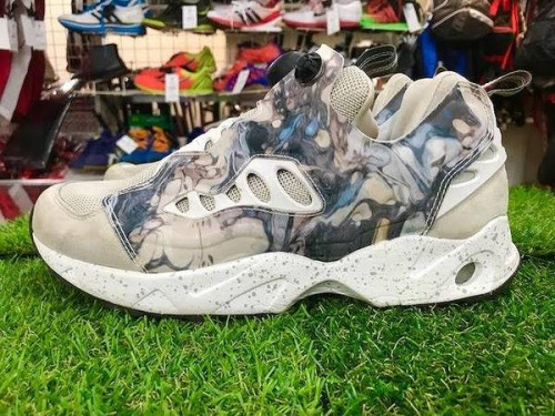 REEBOKのポンプフューリー
