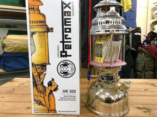 キャンプ用品のランタン