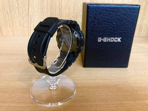 G-SHOCKのニクソン(NIXON)