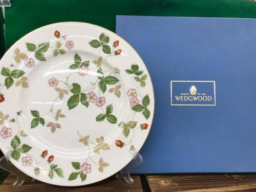 洋食器のWEDGWOOD