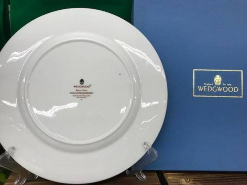 WEDGWOODのプレート