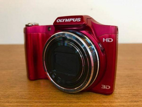 デジタルカメラのOLYMPUS