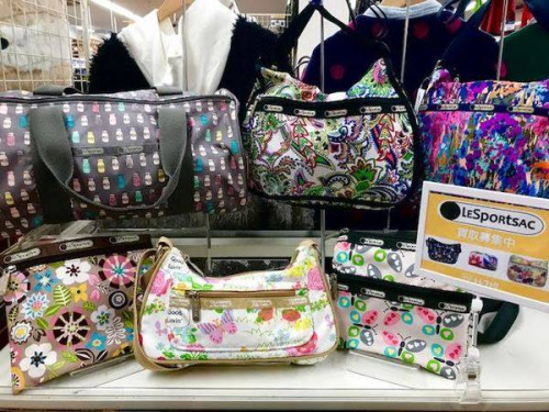 レディースファッションのバッグ