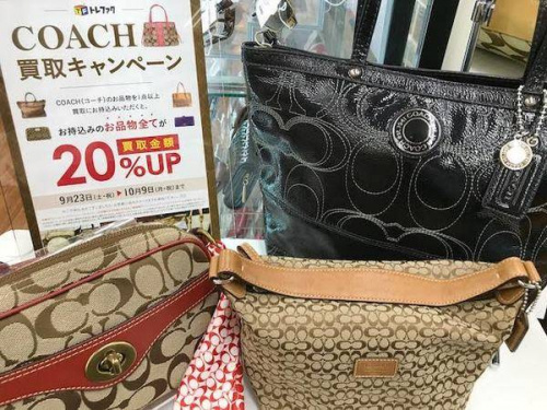 レディースファッションのコーチ（COACH）