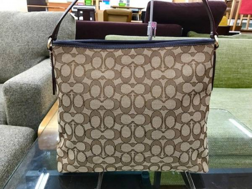 コーチ（COACH）のショルダーバッグ