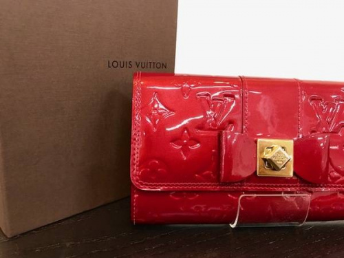 ブランド・ラグジュアリーの財布