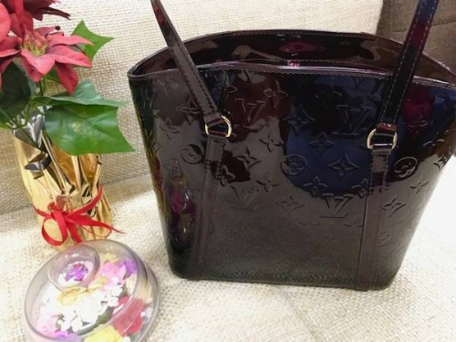 ブランド・ラグジュアリーのルイヴィトン(LOUIS VUITTON)
