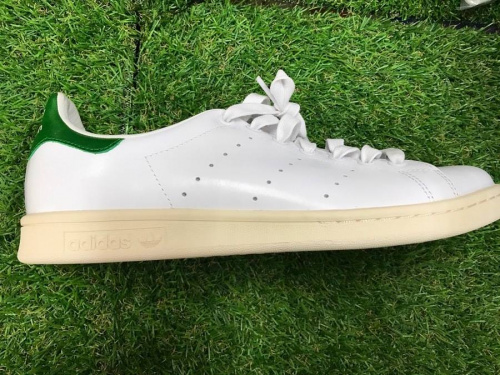 アディダス（adidas）の南浦和ファッション