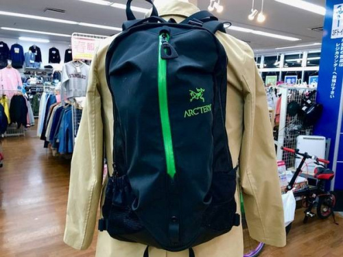 バッグのARC'TERYX