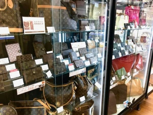 ルイヴィトン（LOUIS VUITTON）