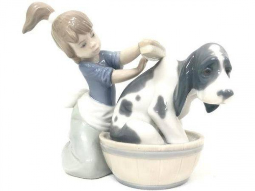 置物のフィギュリン