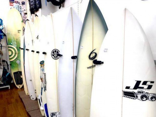 スポーツ用品のサーフィン