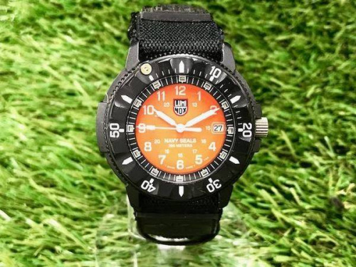 腕時計のLUMINOX