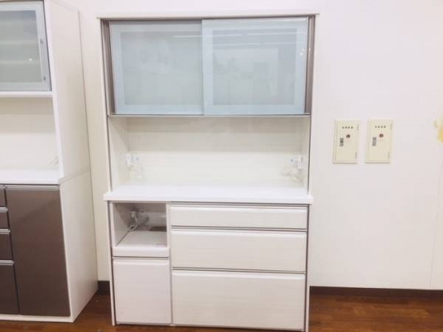 家具のカップボード・食器棚