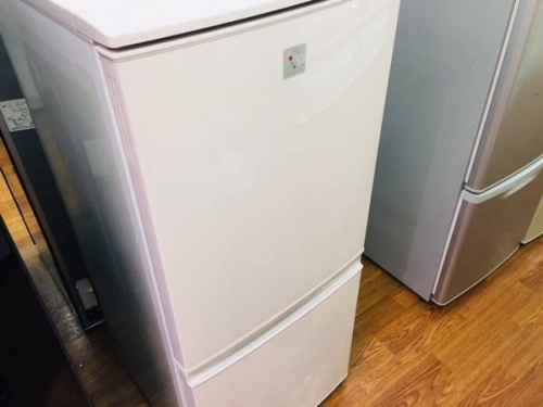 生活家電の2ドア冷蔵庫