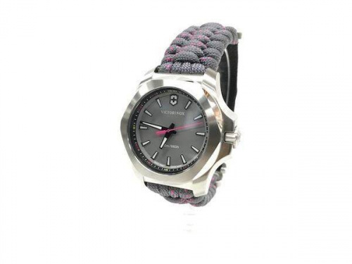 腕時計のVICTORINOX