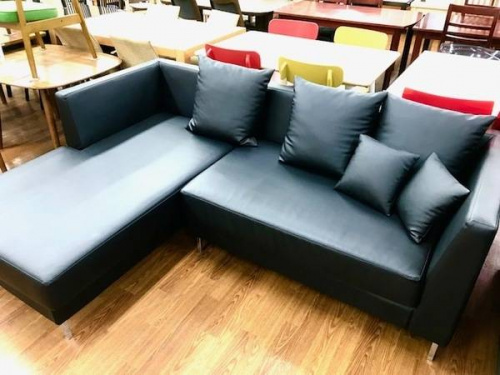 家具のソファ