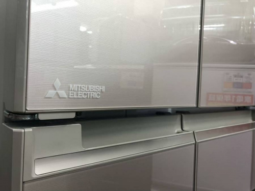 キッチン家電の冷蔵庫