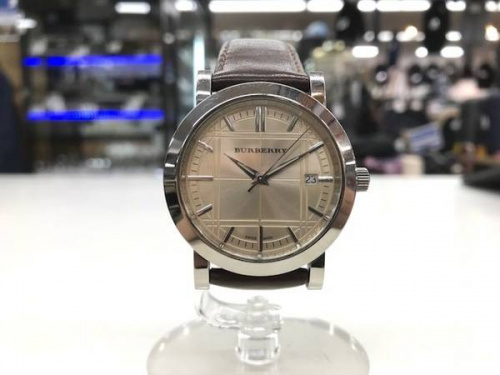 腕時計のBURBERRY