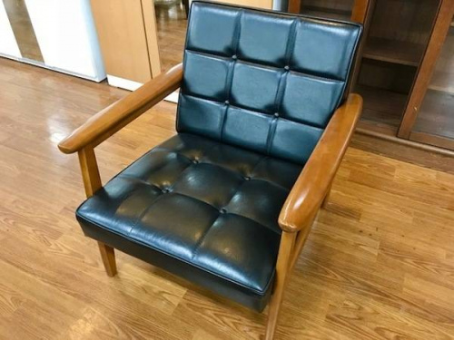 イスのカリモク60