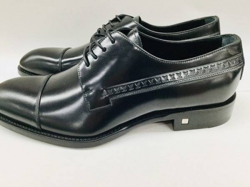 LOUIS VUITTONのシューズ