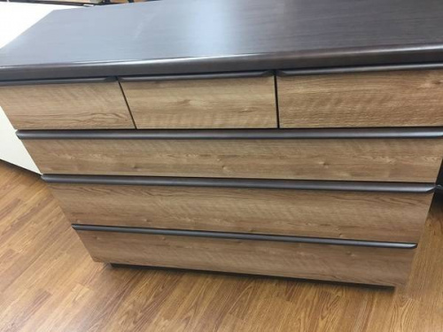 チェストのローチェスト