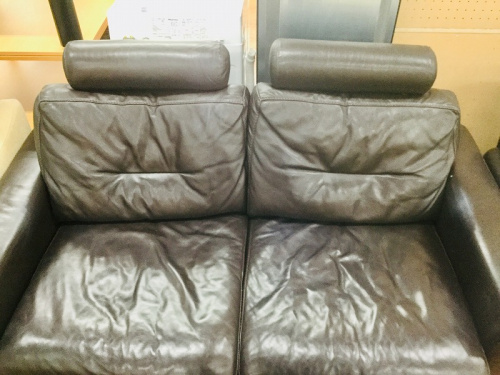 ソファーの2人掛けソファー