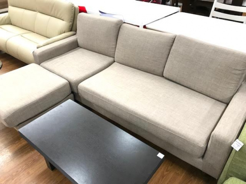 家具のソファ