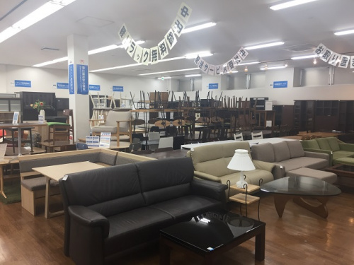 B-COMPANYの浦和3店舗中古家具情報