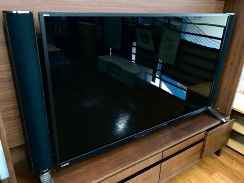 デジタル家電のテレビ